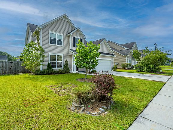 3rd image of 122 Marinella Dr