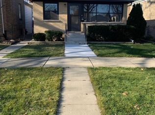 8534 Morton Ave, Morton Grove, IL 60053