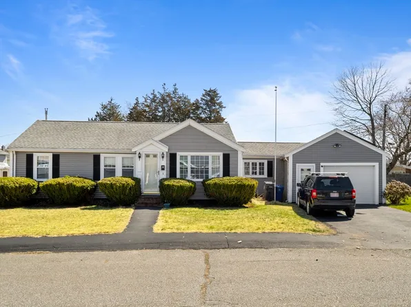 14 Greystone Ave, Haverhill, MA 01835