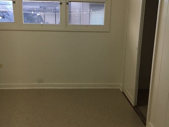 5th image of 738 University Ave #B