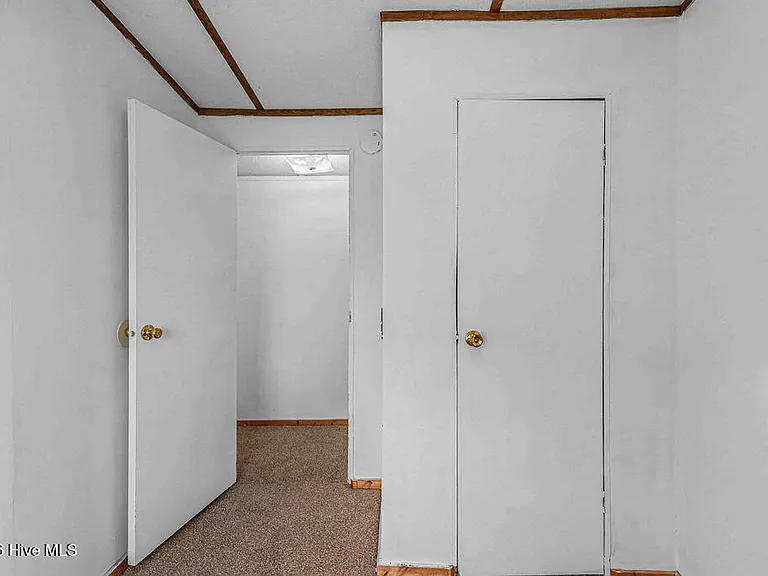 118 Jen & Jess Ln — Photo 21