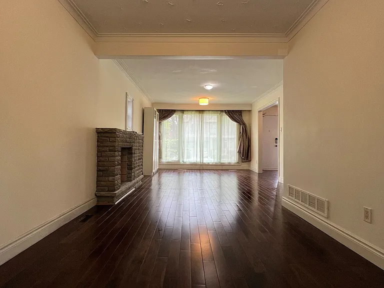 142 Spring Garden Ave — Photo 6