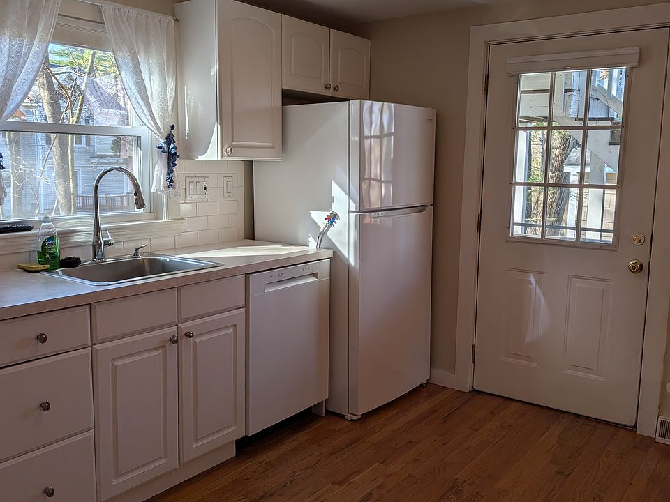 Bright kitchen with new appliances