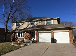 21350 Edgevale Cir, Elkhorn, NE 68022