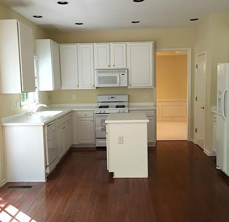 4th image of 216 Wheat Grass Ct