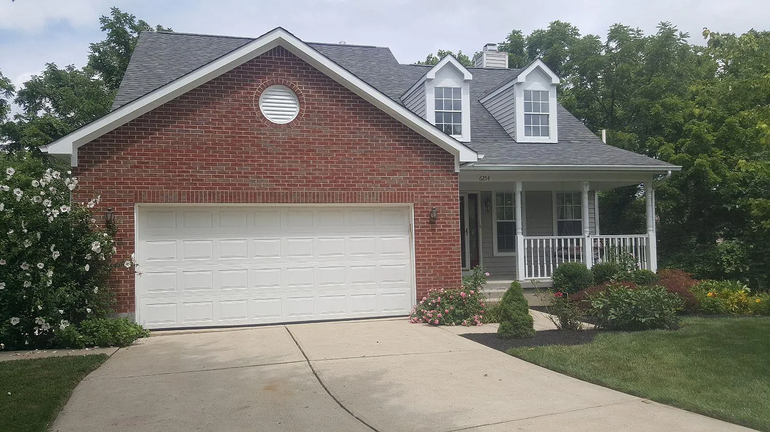 6254 Woodridge Ct photo 1