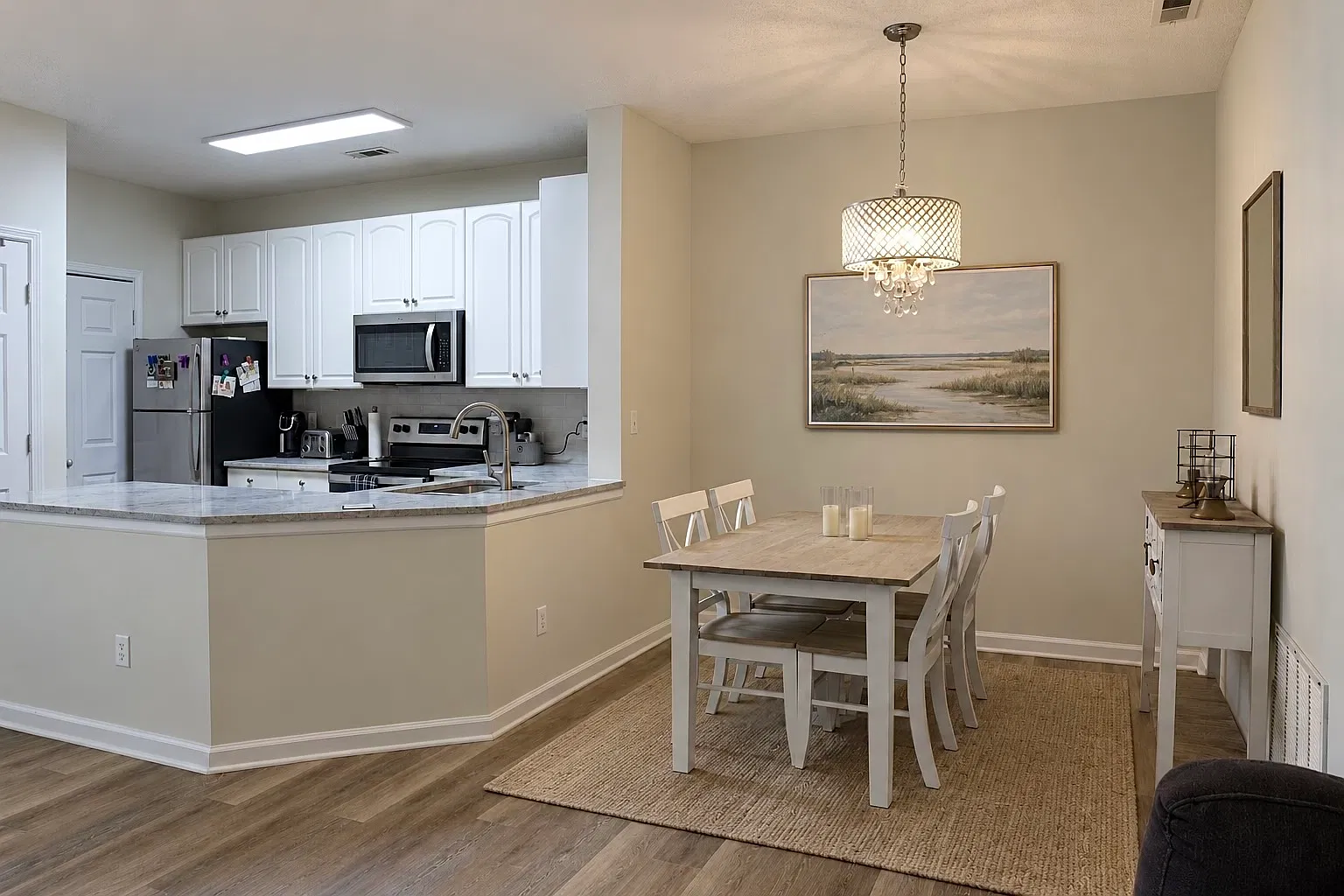 2 bed, 968 sqft, $2,000 — Photo 1