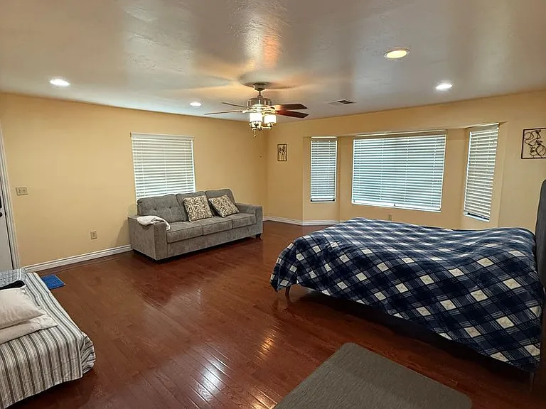 3800 Casey Ct — Photo 34