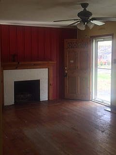 4th image of 3217 NE Avondale Ave