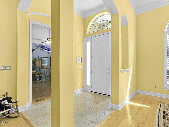 3rd image of 1743 E Cobblestone Ln