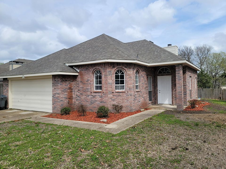 1st image of 109 Brockway Dr