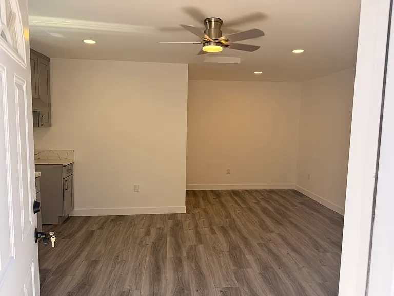 3006 Sequoia Dr — Photo 3