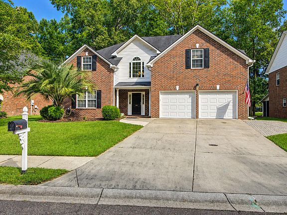 3rd image of 131 Dasharon Ln