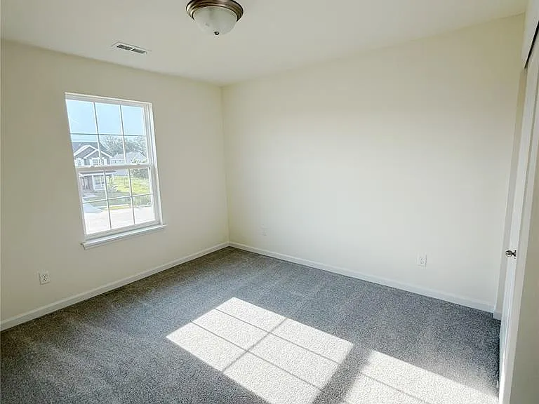 302 Windmill View Ct — Photo 27