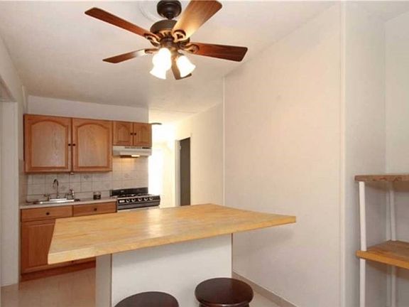 3rd image of 8809 Winchester Blvd #2