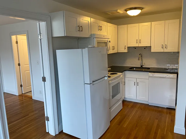 134 Summer St #32 — Photo 6