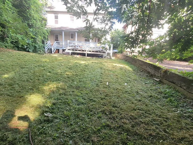 22 Sheldon St — Photo 23