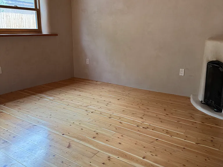 324 Montoya St — Photo 5
