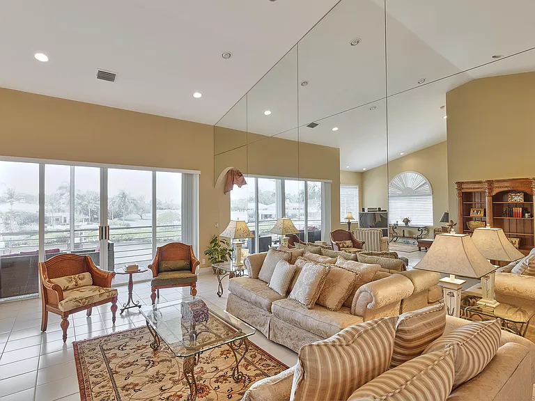 392 Spyglass Way — Photo 5
