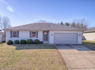 6255 Summit Pointe Way, Newburgh, IN 47630