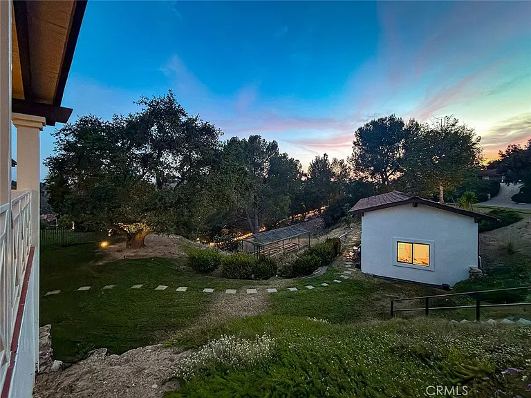 130 Dapplegray Rd — Photo 49