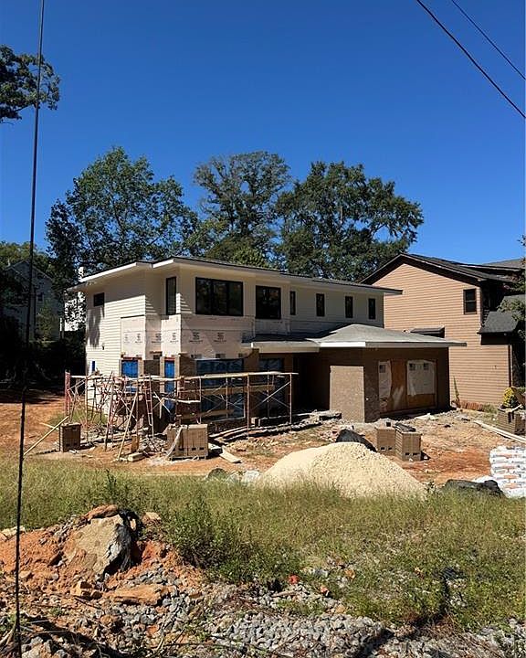 1st image of 272 Creighton Ave