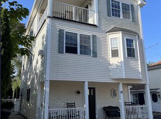 26 Saint James Rd, Narragansett, RI 02882
