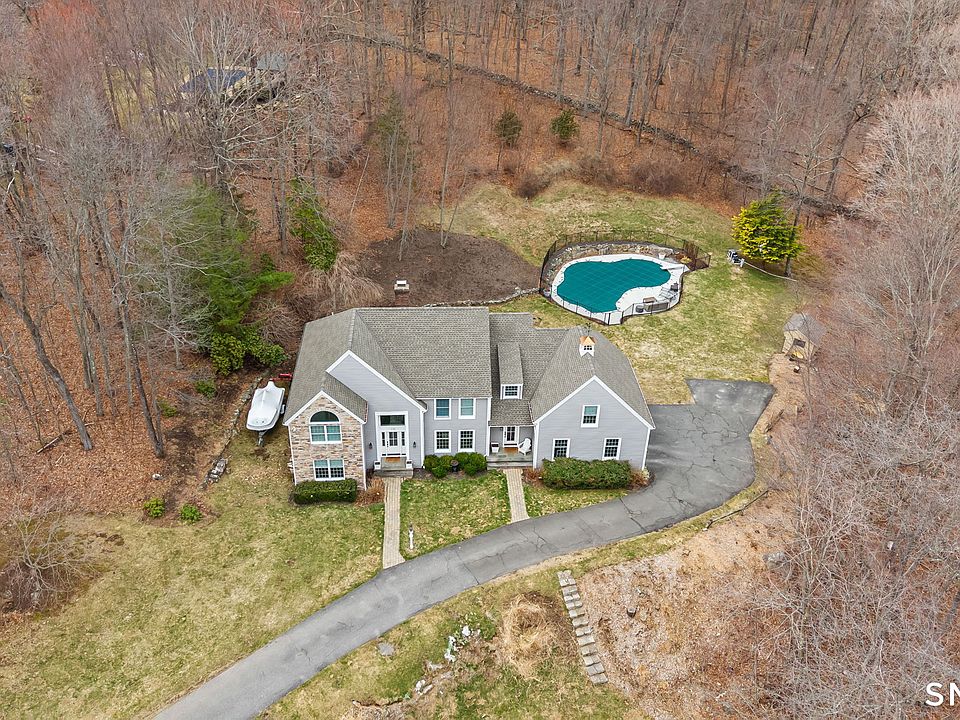 1st image of 6 Shepards Way