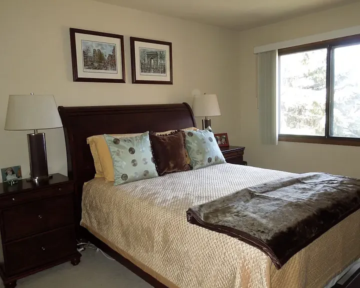 Regal Crest Village — Photo 8