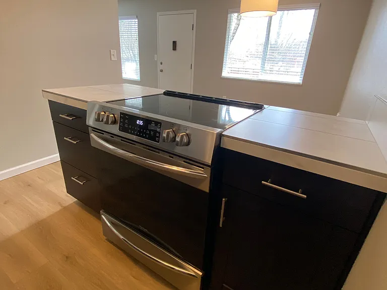 2521 SE Pine St #2521 — Photo 4
