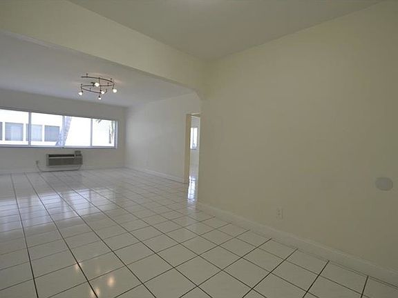 3rd image of 8330 Byron Ave APT 1