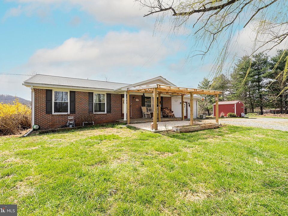13772 Crest Hill Rd, Flint Hill, VA 22627 Zillow