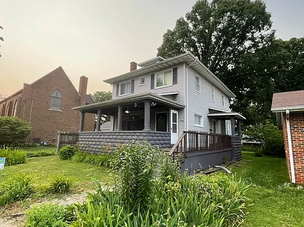 712 E Broadway, Centralia, IL 62801