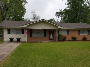 105 S Hazel St, Sulphur, LA 70663