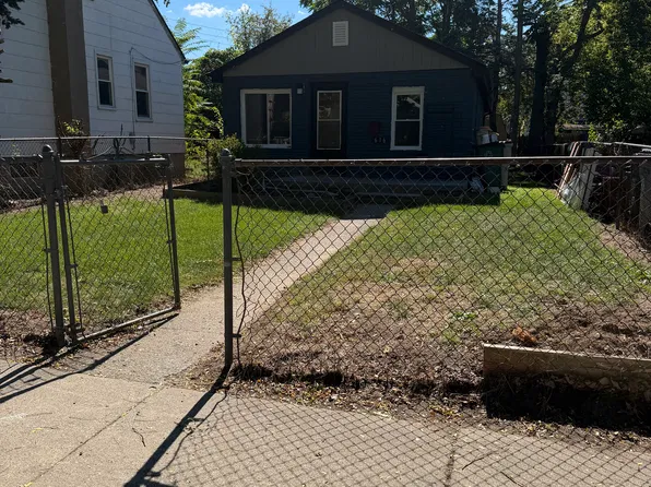 616 E Elza Ave, Hazel Park, MI 48030