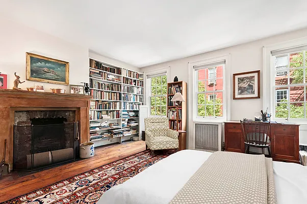 Rented by Douglas Elliman | media 7