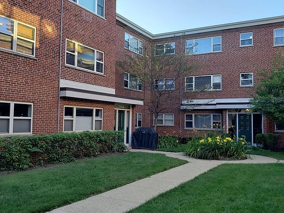 4th image of 1138 W North Shore Ave APT 2N