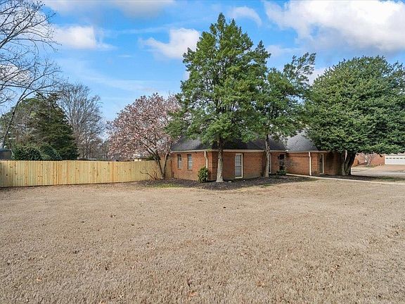 2nd image of 2587 McVay Rd