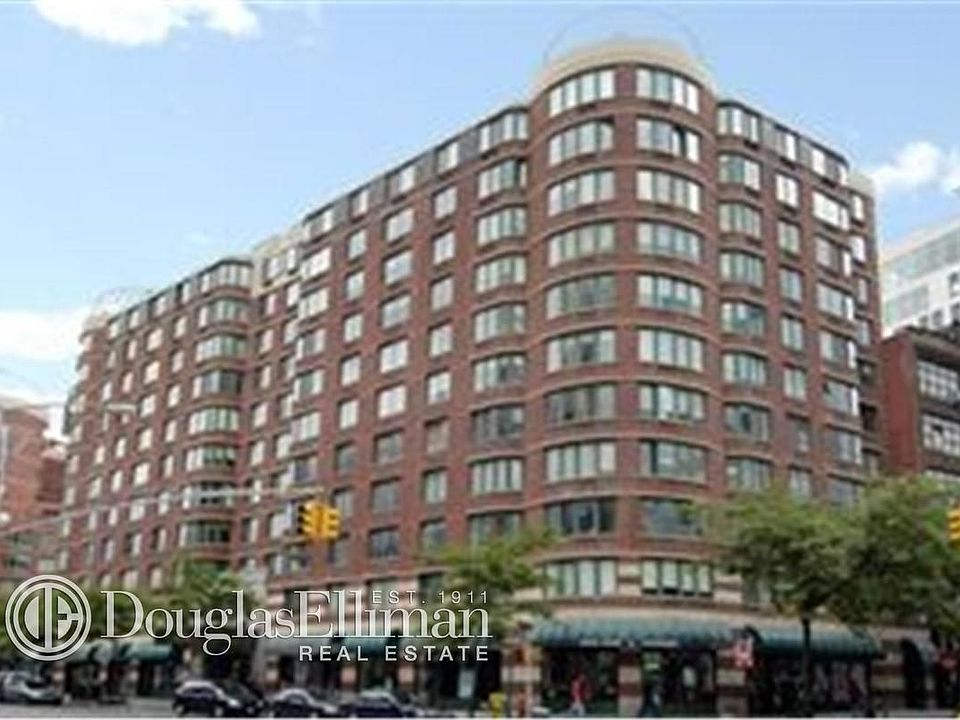 1st image of 275 Greenwich St APT 5E