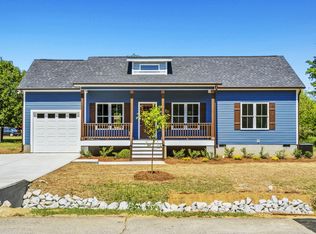 314 Hickory Dr, Clayton, NC 27527