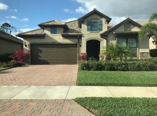 7427 Chenille Ct, Naples, FL 34114