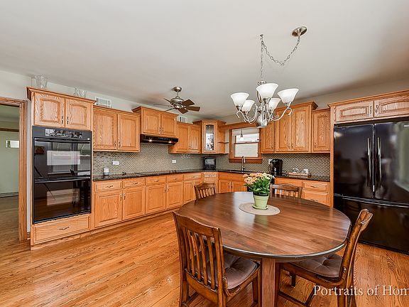 2nd image of 1140 Ostrander Ave