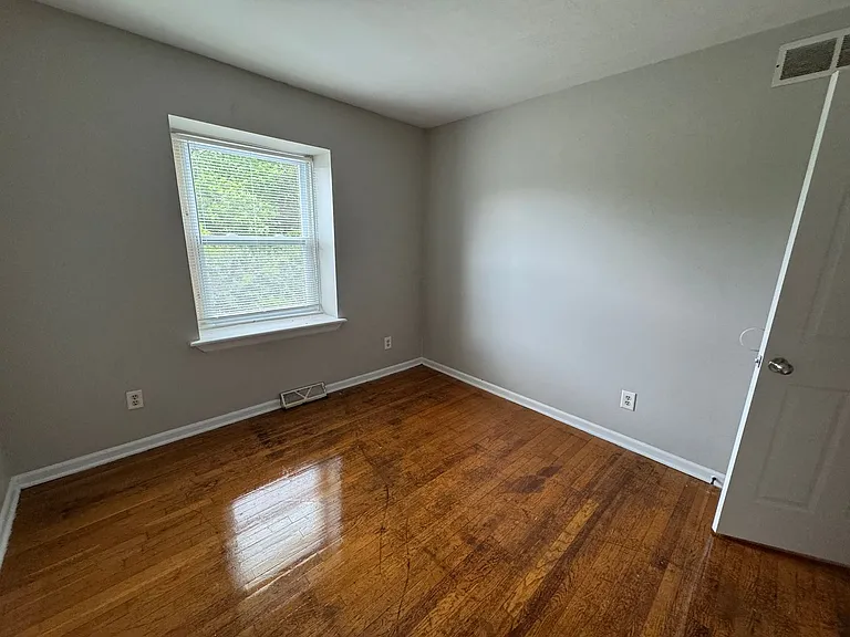 6559 E 46th St — Photo 21