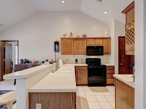 4th image of 13150 Westpark Pl #43