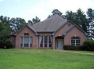 415 Oak Rd, Kilgore, TX 75662