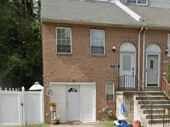 3712 Vale Ln, Philadelphia, PA 19114