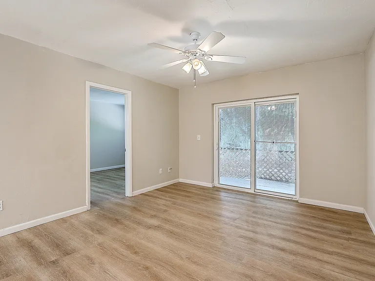 2162 Bees Ferry Rd #A — Photo 10