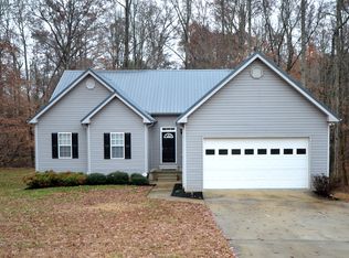 105 Oak Hill Dr, Jefferson, GA 30549