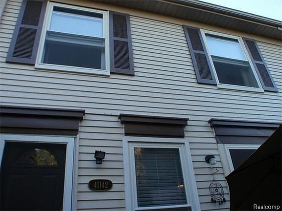 2nd image of 41142 Southwind Dr