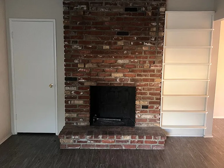 Spacious 2-bedroom apartment for rent — Photo 1